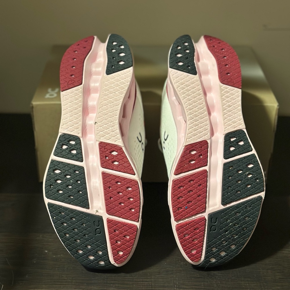On Running Cloudsurfer 2 Women’s Athletic Shoes - White and Pink - Picture 3 of 5